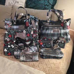 Coach Poppy Tartan Travel Enaemble